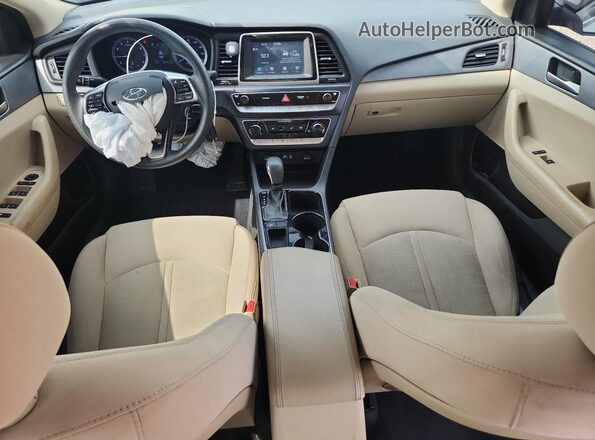 5NPE24AF0KH783515 2019 HYUNDAI SONATA Белый Вид панели приборов