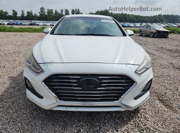5NPE24AF0KH783515 2019 HYUNDAI SONATA Белый Вид спереди