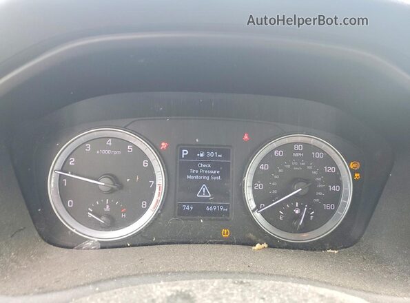 5NPE24AF0KH807568 2019 HYUNDAI SONATA Black Սարքավորումների վահանակի տեսք