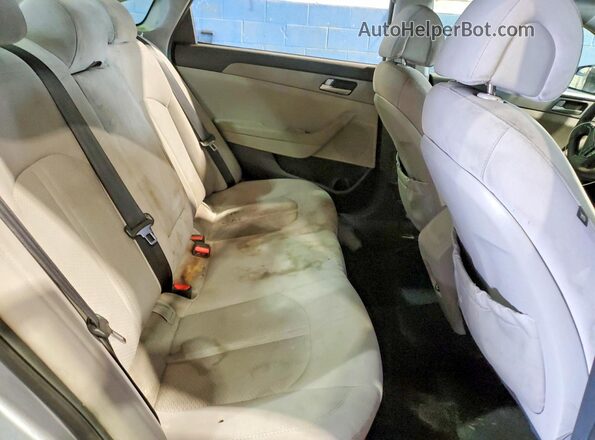 5NPE24AF1GH336456 2016 HYUNDAI SONATA Silver უკანა სავარძლების ხედი