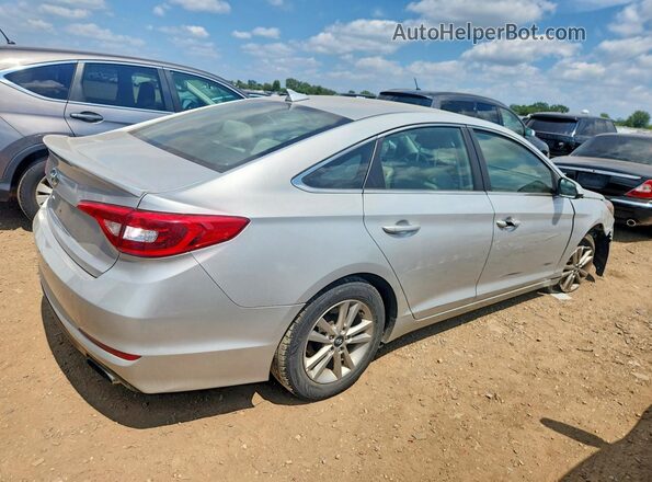 5NPE24AF1HH559260 2017 HYUNDAI SONATA Silver Trasero derecho