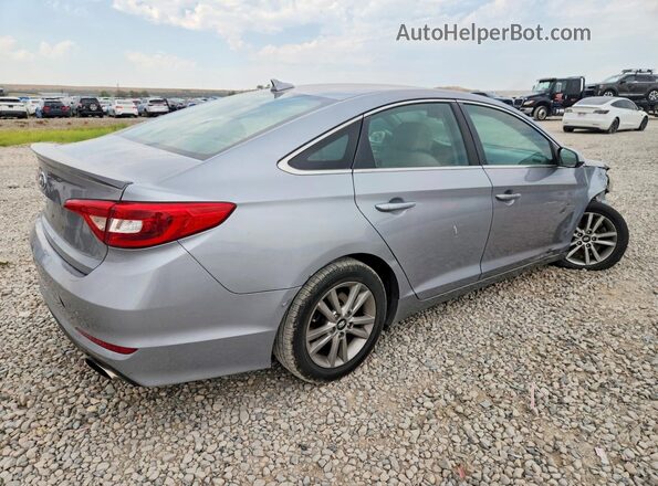 5NPE24AF1HH560943 2017 HYUNDAI SONATA Серебряный Задняя правая четверть