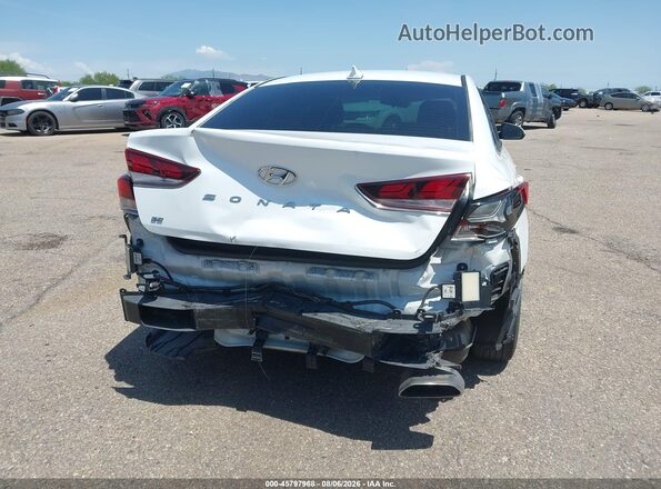 5NPE24AF1JH602033 2018 HYUNDAI SONATA White Вид спереду