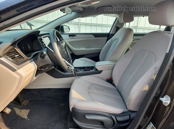 5NPE24AF1JH701094 2018 HYUNDAI SONATA Black Widok wnętrza z przodu