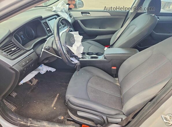 5NPE24AF1KH736610 2019 HYUNDAI SONATA Silver Սալոնի դիմացի տեսք