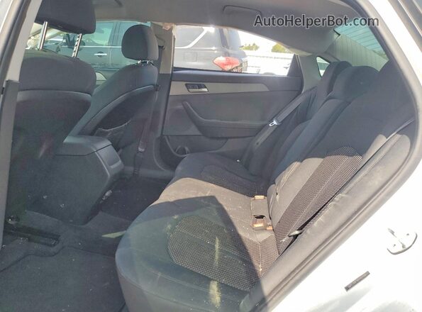 5NPE24AF1KH762446 2019 HYUNDAI SONATA White Rear seats view