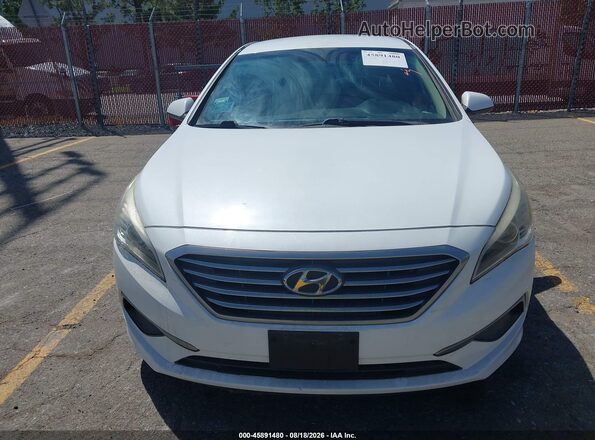 5NPE24AF2GH312425 2016 HYUNDAI SONATA White Widok deski rozdzielczej
