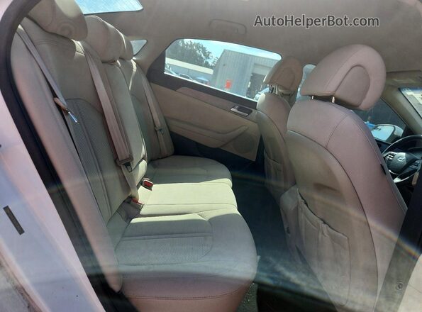 5NPE24AF2GH312652 2016 HYUNDAI SONATA White Vista de los asientos traseros
