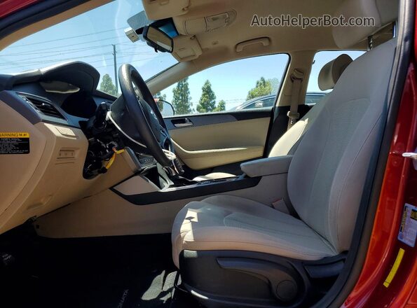 5NPE24AF2GH320024 2016 HYUNDAI SONATA Burgundy Front interior view