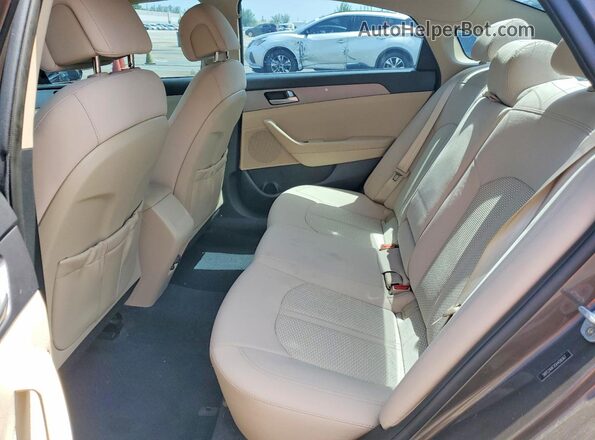 5NPE24AF2GH428367 2016 HYUNDAI SONATA Tan Widok tylnych siedzeń