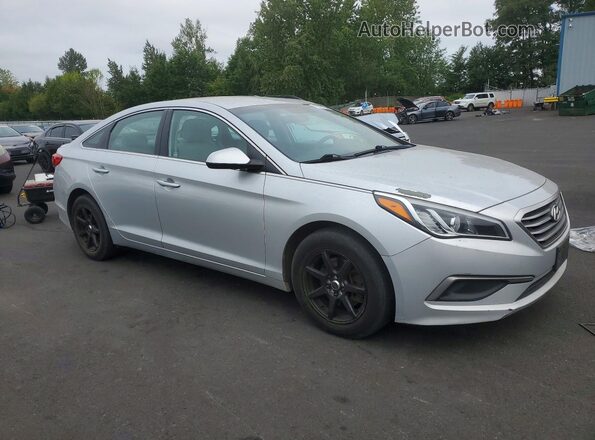 5NPE24AF2HH441511 2017 HYUNDAI SONATA Silver Передня права чверть