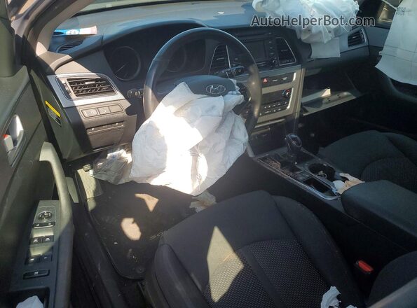 5NPE24AF2HH441590 2017 HYUNDAI SONATA Серый Вид панели приборов