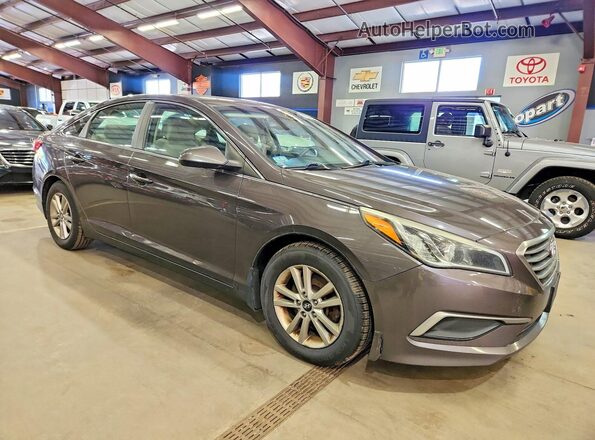 5NPE24AF2HH449303 2017 HYUNDAI SONATA Gray Вид панелі приладів