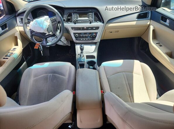 5NPE24AF2HH532889 2017 HYUNDAI SONATA Teal Widok deski rozdzielczej