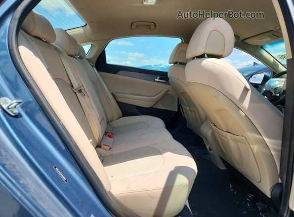 5NPE24AF2HH532889 2017 HYUNDAI SONATA Teal Widok tylnych siedzeń