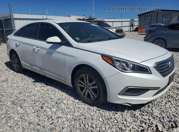 5NPE24AF2HH574821 2017 HYUNDAI SONATA White Front right