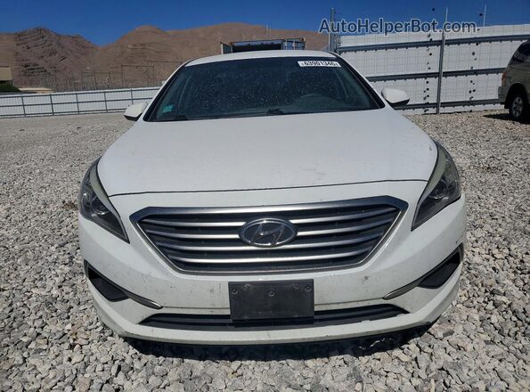 5NPE24AF2HH574821 2017 HYUNDAI SONATA White Front view