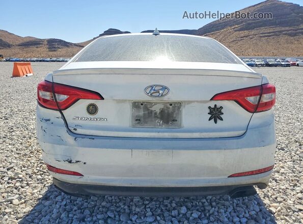 5NPE24AF2HH574821 2017 HYUNDAI SONATA White Rear view