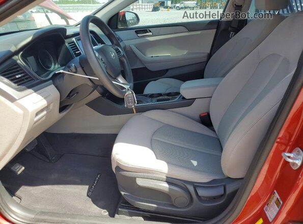 5NPE24AF2JH605040 2018 HYUNDAI SONATA Red Vista interior delantera