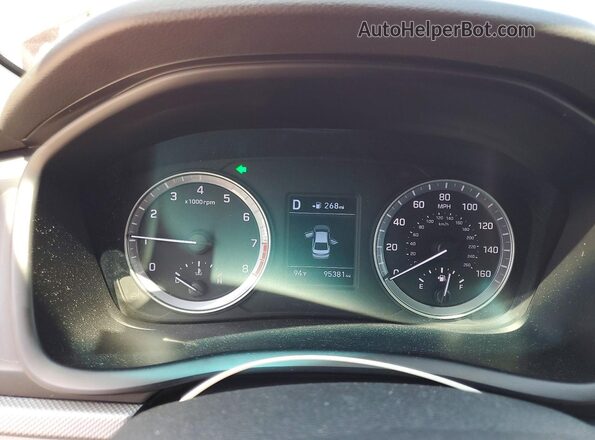 5NPE24AF2JH605040 2018 HYUNDAI SONATA Red Vista del cuadro de instrumentos