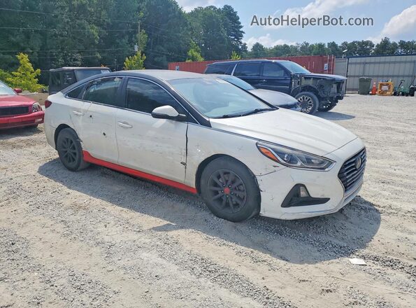 5NPE24AF2KH770538 2019 HYUNDAI SONATA White Front right