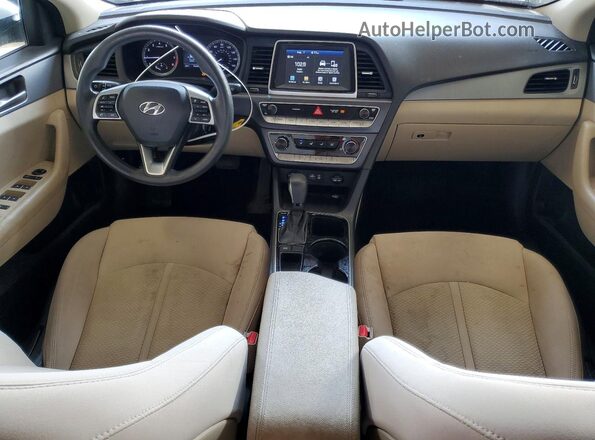 5NPE24AF2KH810830 2019 HYUNDAI SONATA White Առջևի վահանակի տեսք