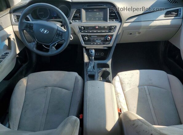 5NPE24AF3GH292590 2016 HYUNDAI SONATA Silver Dashboard view
