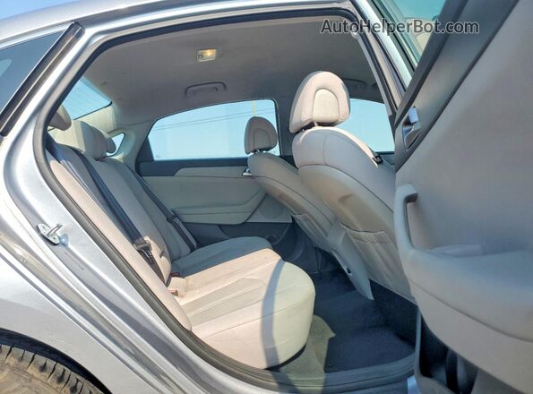 5NPE24AF3GH292590 2016 HYUNDAI SONATA Silver Rear seats view