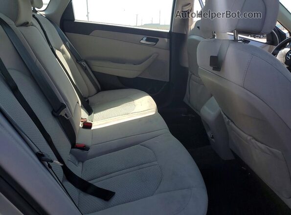 5NPE24AF3GH401324 2016 HYUNDAI SONATA Silver უკანა სავარძლების ხედი