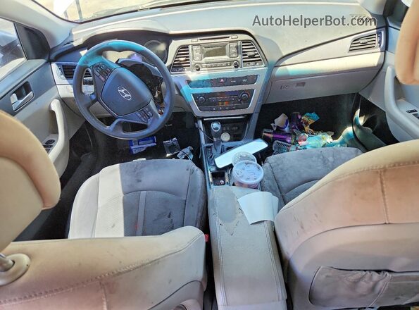 5NPE24AF3HH563987 2017 HYUNDAI SONATA Silver Вид панелі приладів