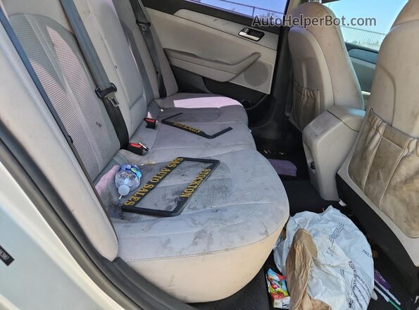 5NPE24AF3HH563987 2017 HYUNDAI SONATA Silver 