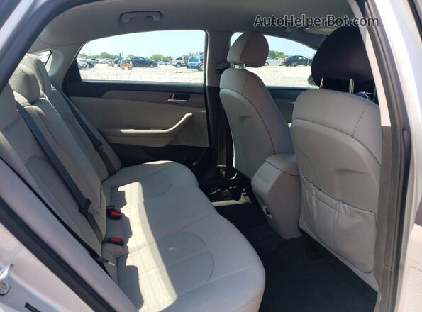 5NPE24AF3JH601403 2018 HYUNDAI SONATA Серебряный Вид задних сидений