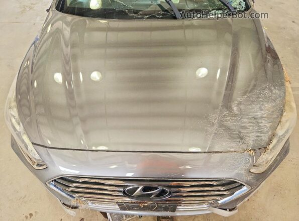 5NPE24AF3JH687571 2018 HYUNDAI SONATA Gray Widok wnętrza z tyłu