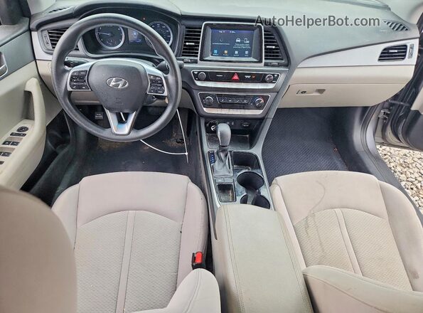 5NPE24AF3JH723968 2018 HYUNDAI SONATA Gray Вид панелі приладів
