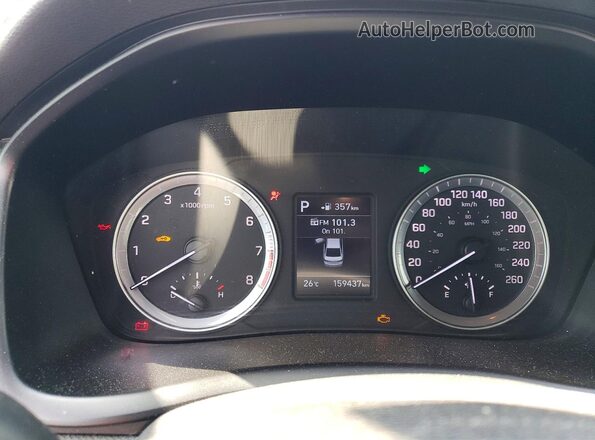 5NPE24AF3KH737631 2019 HYUNDAI SONATA Black Widok zestawu wskaźników