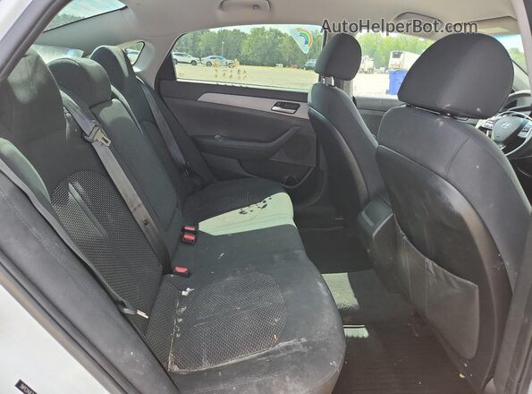 5NPE24AF3KH751724 2019 HYUNDAI SONATA White უკანა სავარძლების ხედი