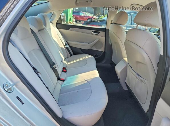 5NPE24AF3KH766885 2019 HYUNDAI SONATA Серебряный Вид задних сидений