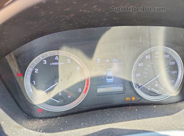 5NPE24AF3KH819424 2019 HYUNDAI SONATA Silver Widok zestawu wskaźników