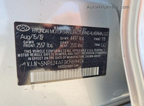 5NPE24AF3KH819424 2019 HYUNDAI SONATA Silver Widok komory silnika