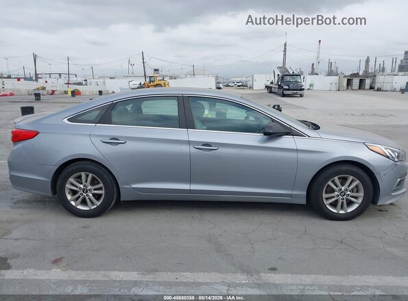 5NPE24AF4GH265236 2016 HYUNDAI SONATA Silver Widok wnętrza z tyłu