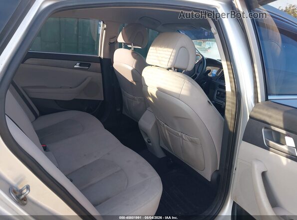 5NPE24AF4HH445317 2017 HYUNDAI SONATA Silver Vista de la etiqueta del VIN