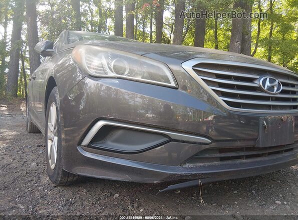 5NPE24AF4HH472176 2017 HYUNDAI SONATA Коричневый Вид спереди