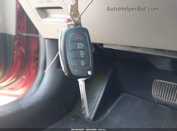 5NPE24AF4HH489267 2017 HYUNDAI SONATA Red Առջևի վահանակի տեսք