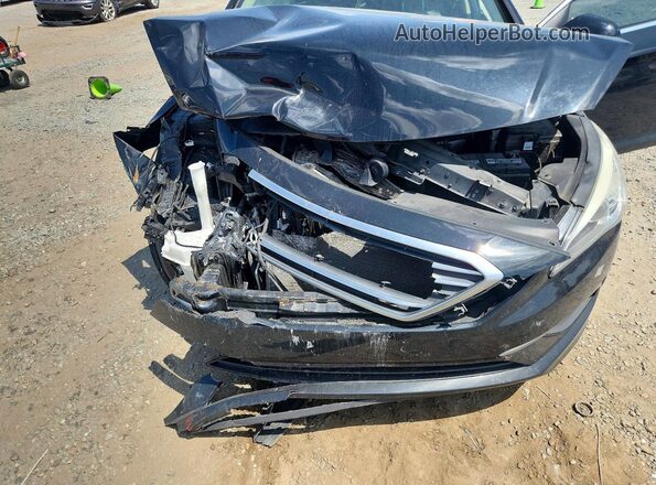 5NPE24AF4HH529329 2017 HYUNDAI SONATA Черный Вид задней части салона