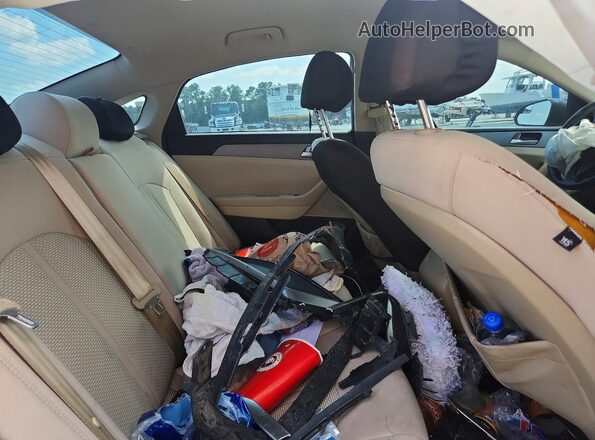 5NPE24AF4HH529329 2017 HYUNDAI SONATA Черный Вид задних сидений