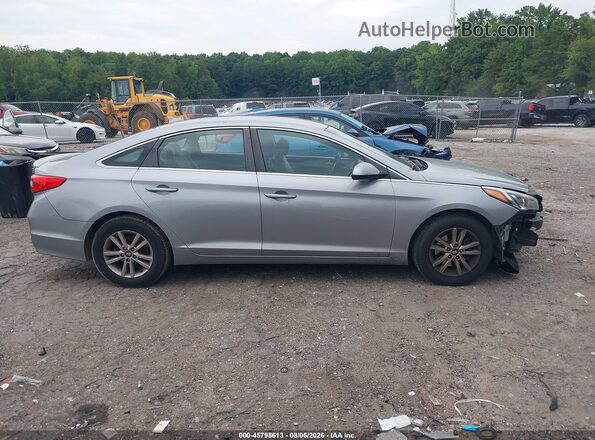 5NPE24AF4HH545868 2017 HYUNDAI SONATA Silver Rear interior view