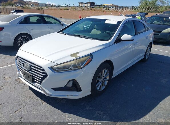 5NPE24AF4JH607825 2018 HYUNDAI SONATA Белый Передняя левая четверть