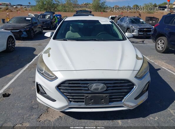 5NPE24AF4JH607825 2018 HYUNDAI SONATA Белый Вид задней части салона