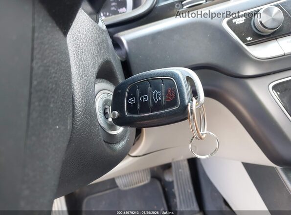 5NPE24AF4JH658371 2018 HYUNDAI SONATA Белый Вид панели приборов