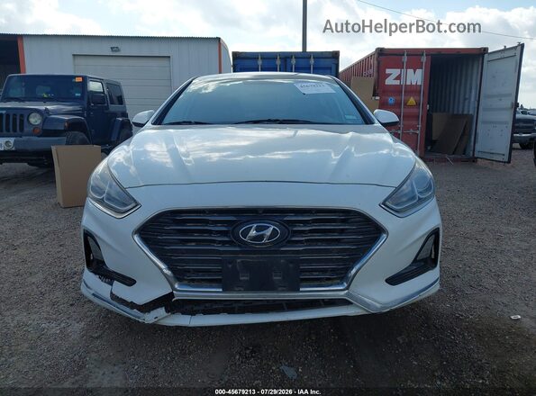 5NPE24AF4JH658371 2018 HYUNDAI SONATA Белый Вид щитка приборов